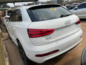 Audi Q3 2012 White