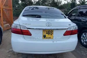 Toyota Premio 1.8 AWD 2010 White