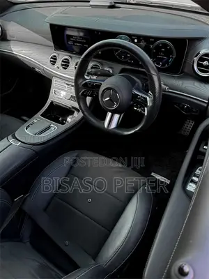 Mercedes-Benz E300 2019 White