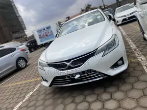 Toyota Mark X 2.5 AWD 2013 White