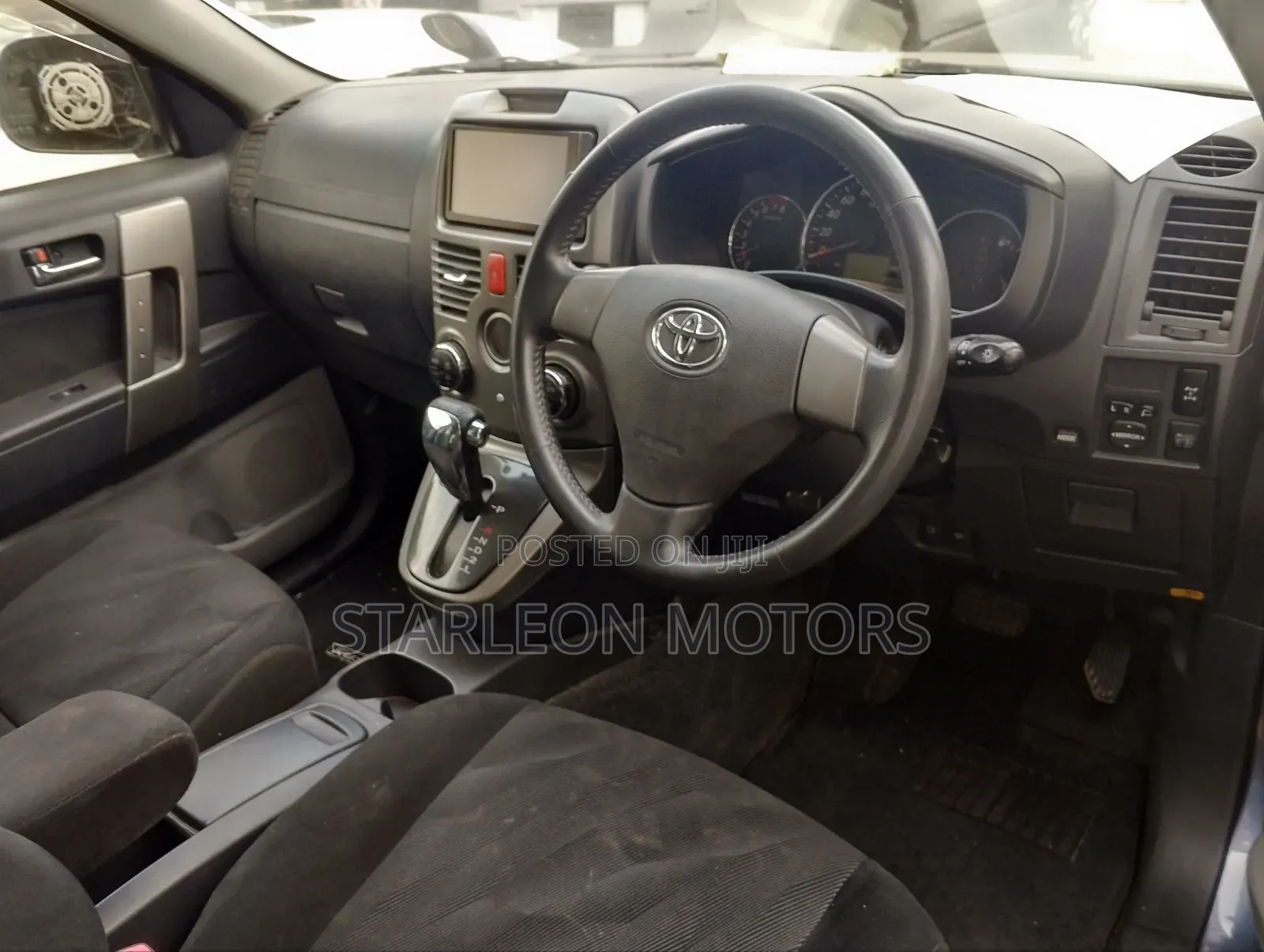 Toyota Rush 2013 Gray