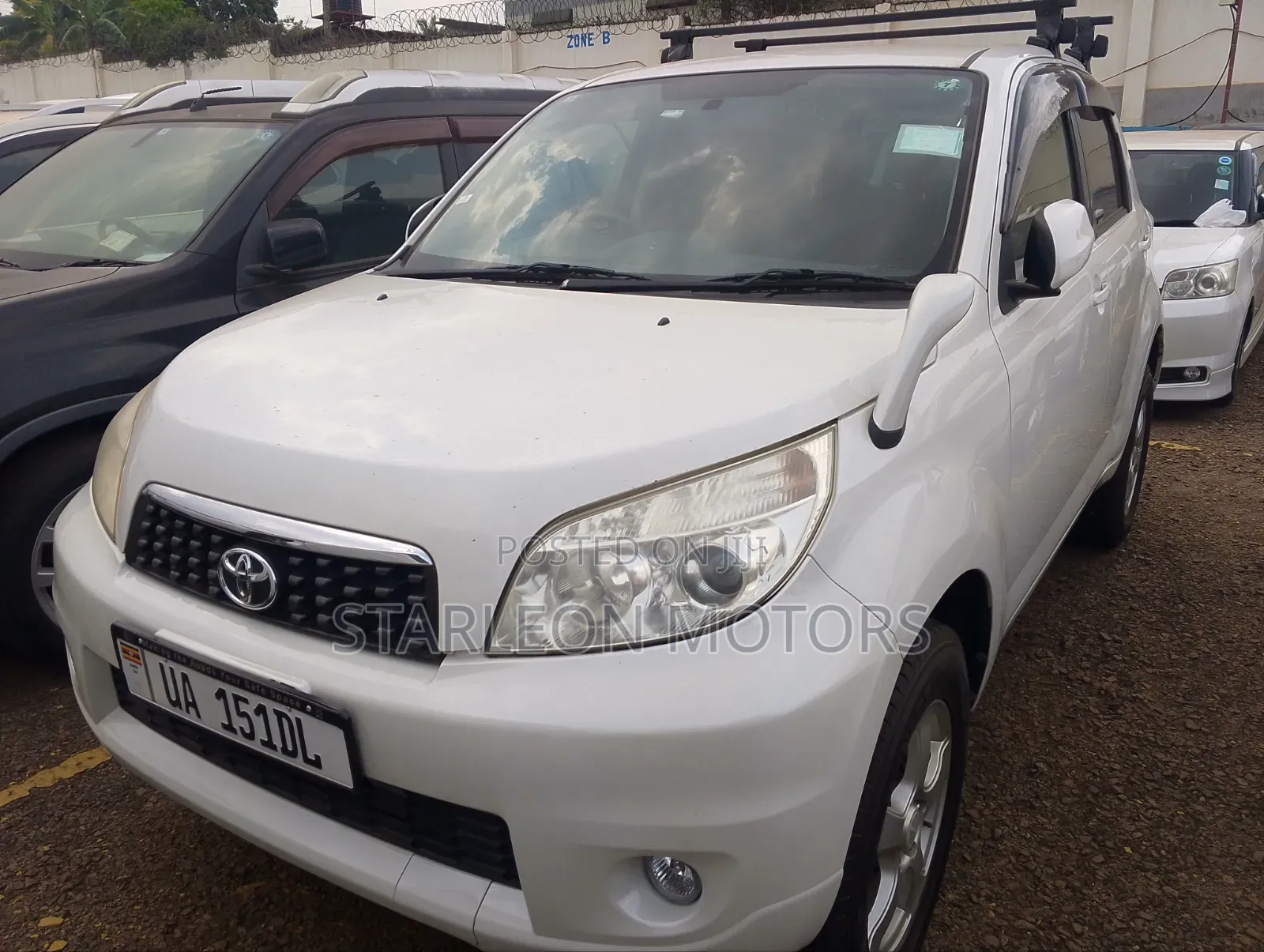Toyota Rush 2012 White