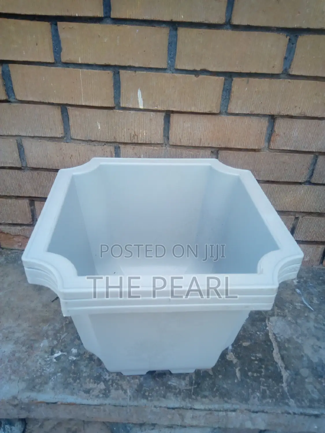 Plastic Flower Pot