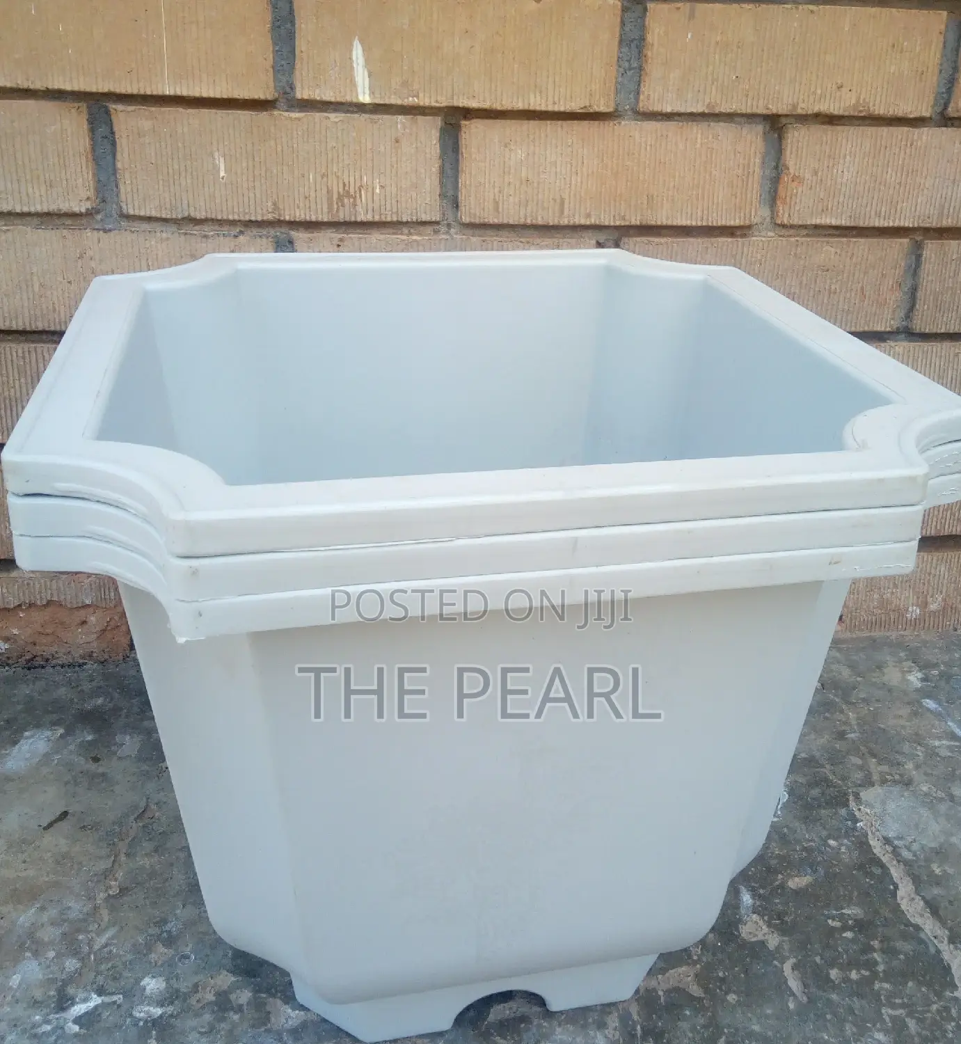 Plastic Flower Pot