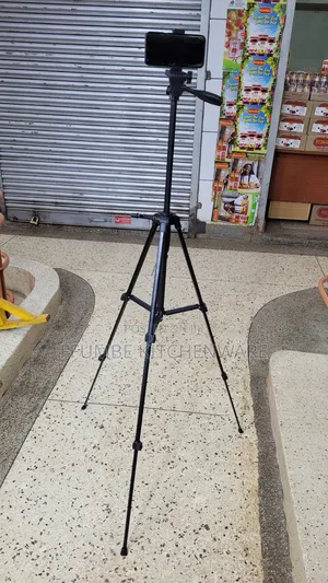Tripod Stand