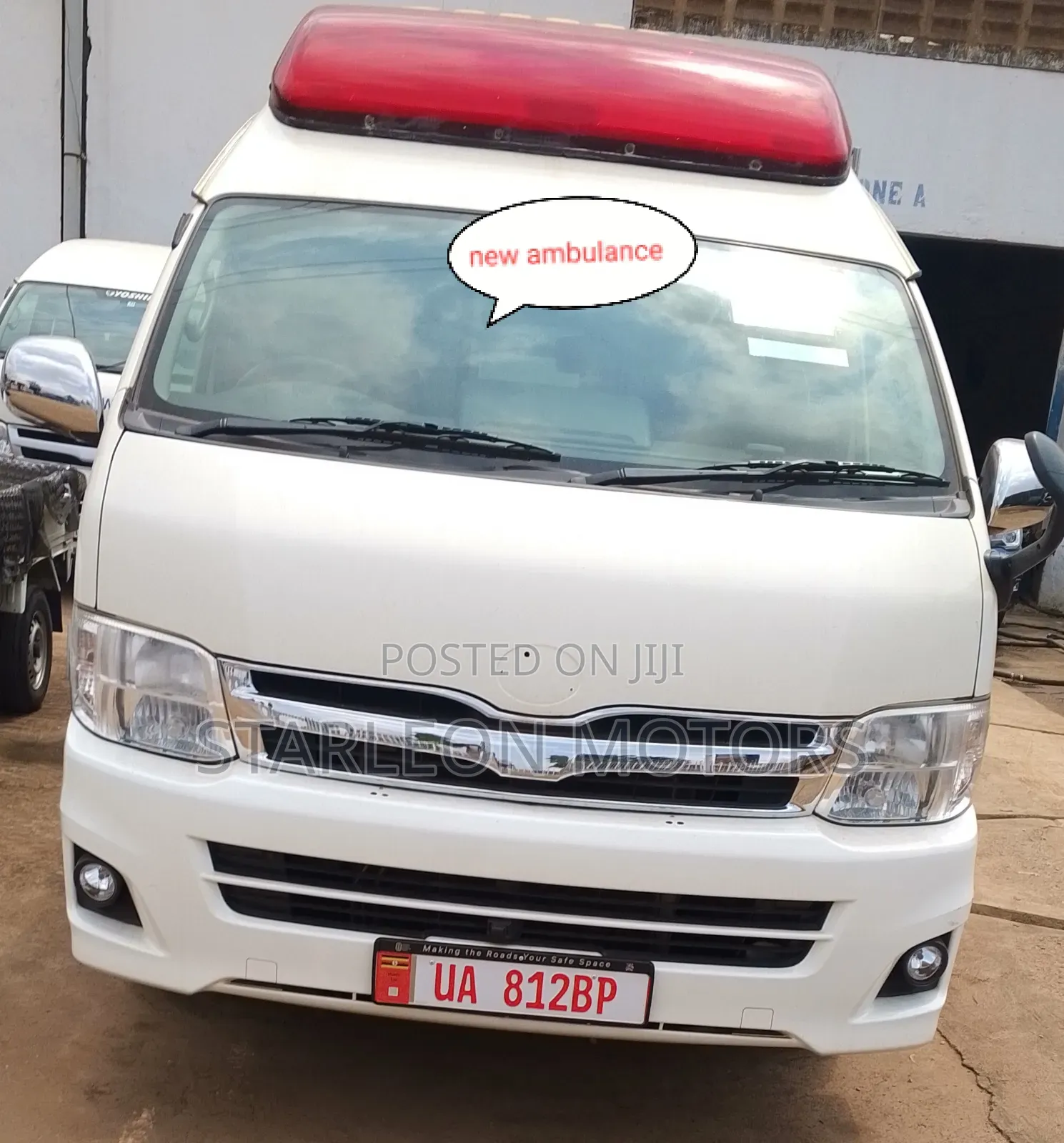 Toyota HiAce 2010 White