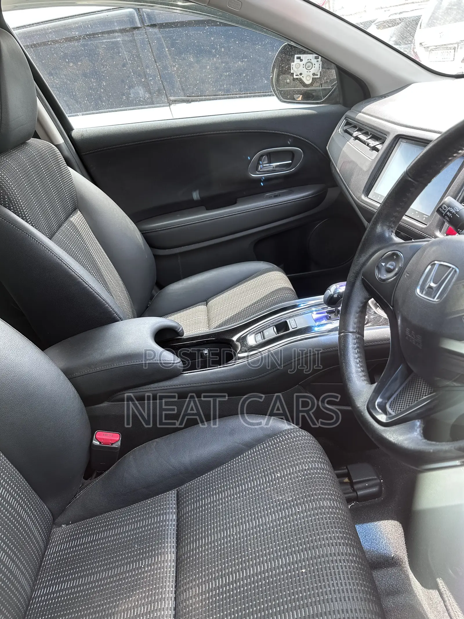 Honda Vezel 2017 Gray