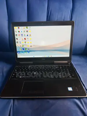 Laptop Dell Precision 7510 16GB Intel Core i7 HDD+SSD 256GB