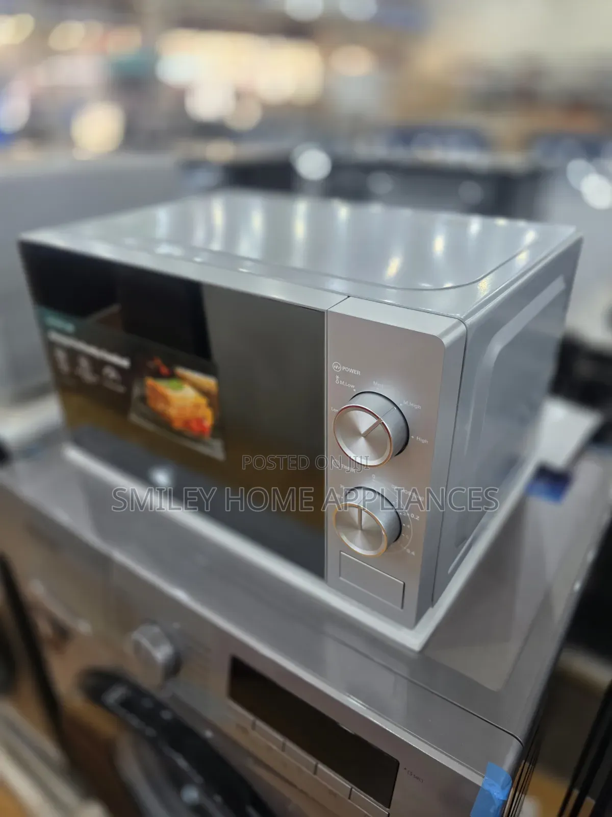 Hisense 20ltrs Microwave Analog at Discount