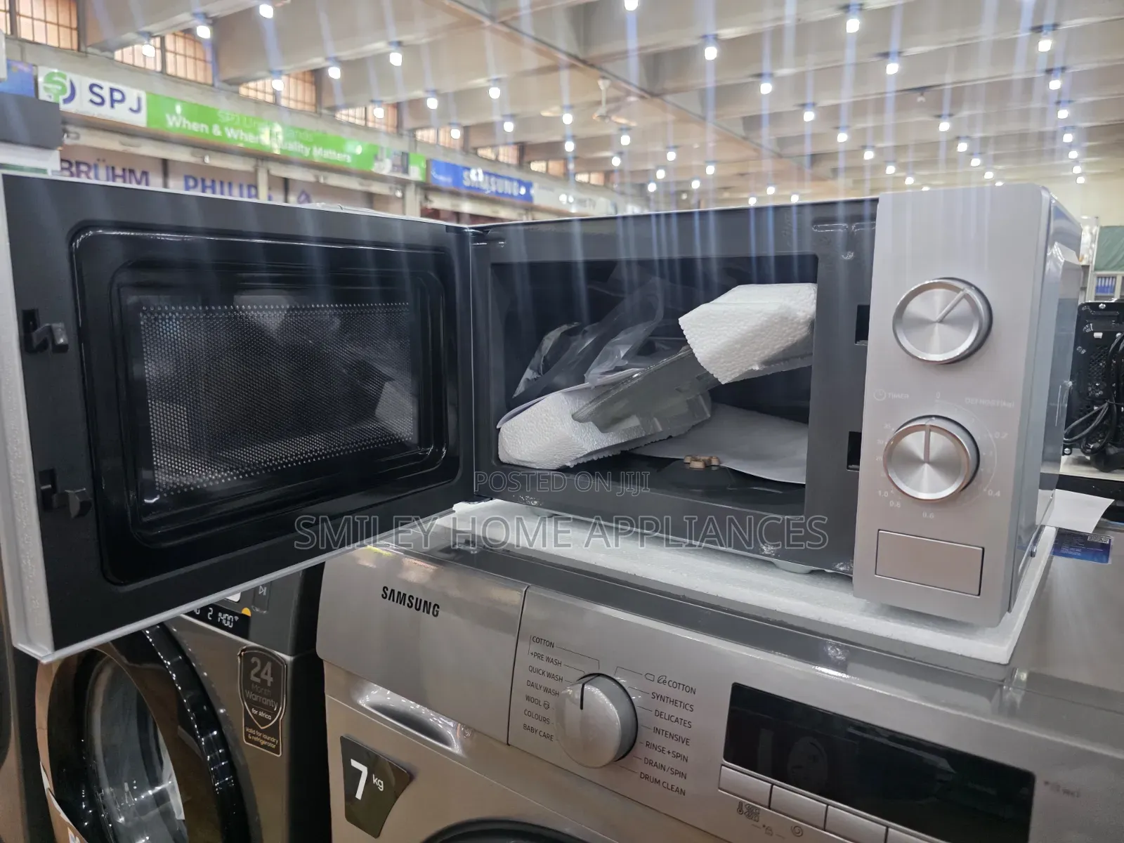 Hisense 20ltrs Microwave Analog at Discount