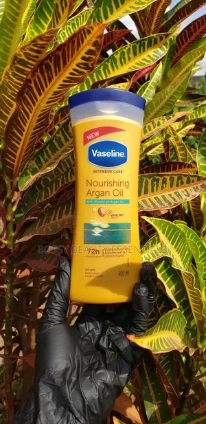 Vaseline Intensive Care Nourishing Argan Oil