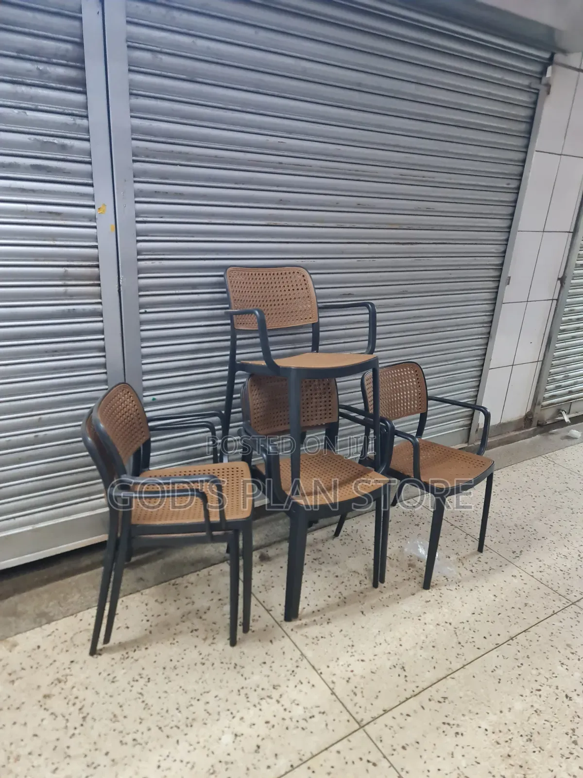 Indian Bars /Hotels/Restaurant/Plastic Chairs Plastic Chairs