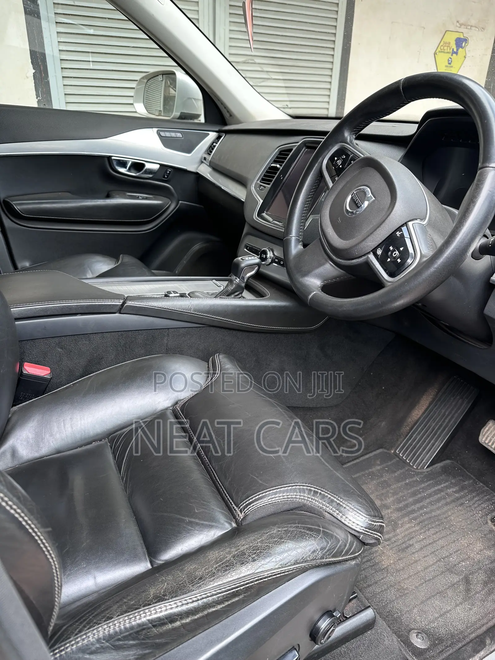 Volvo XC60 2018 Gold