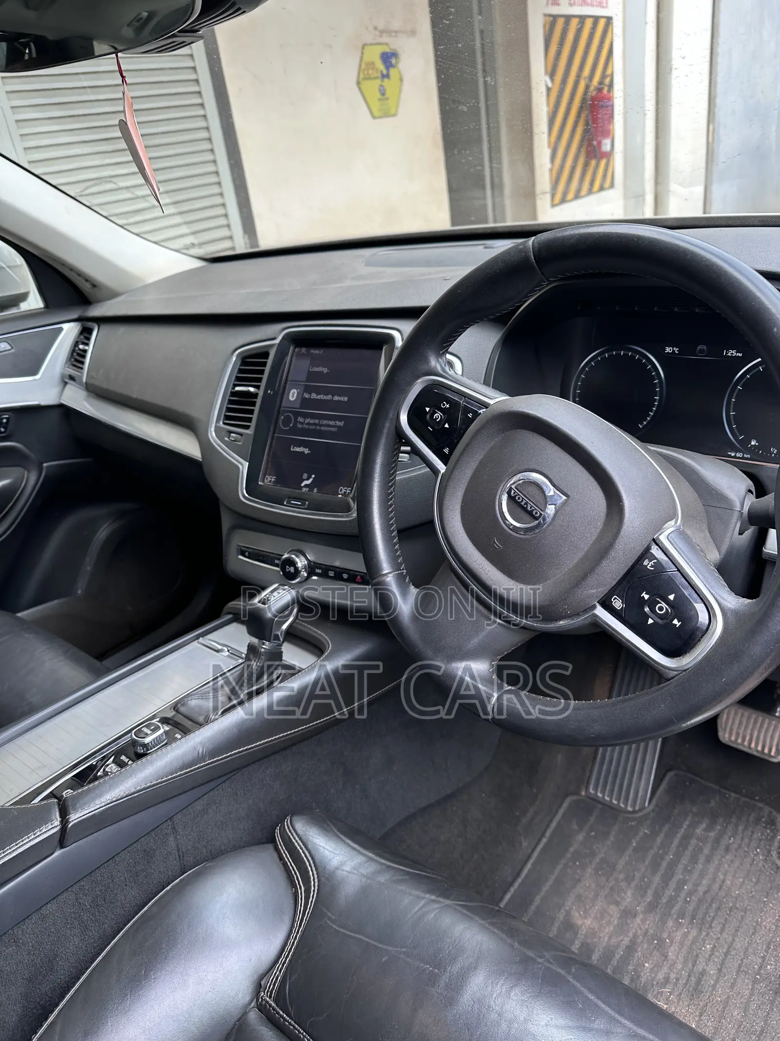 Volvo XC60 2018 Gold
