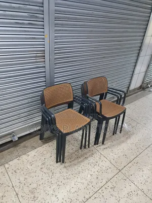 Vanced Message Back Plastic Chairs Plastic Chairs