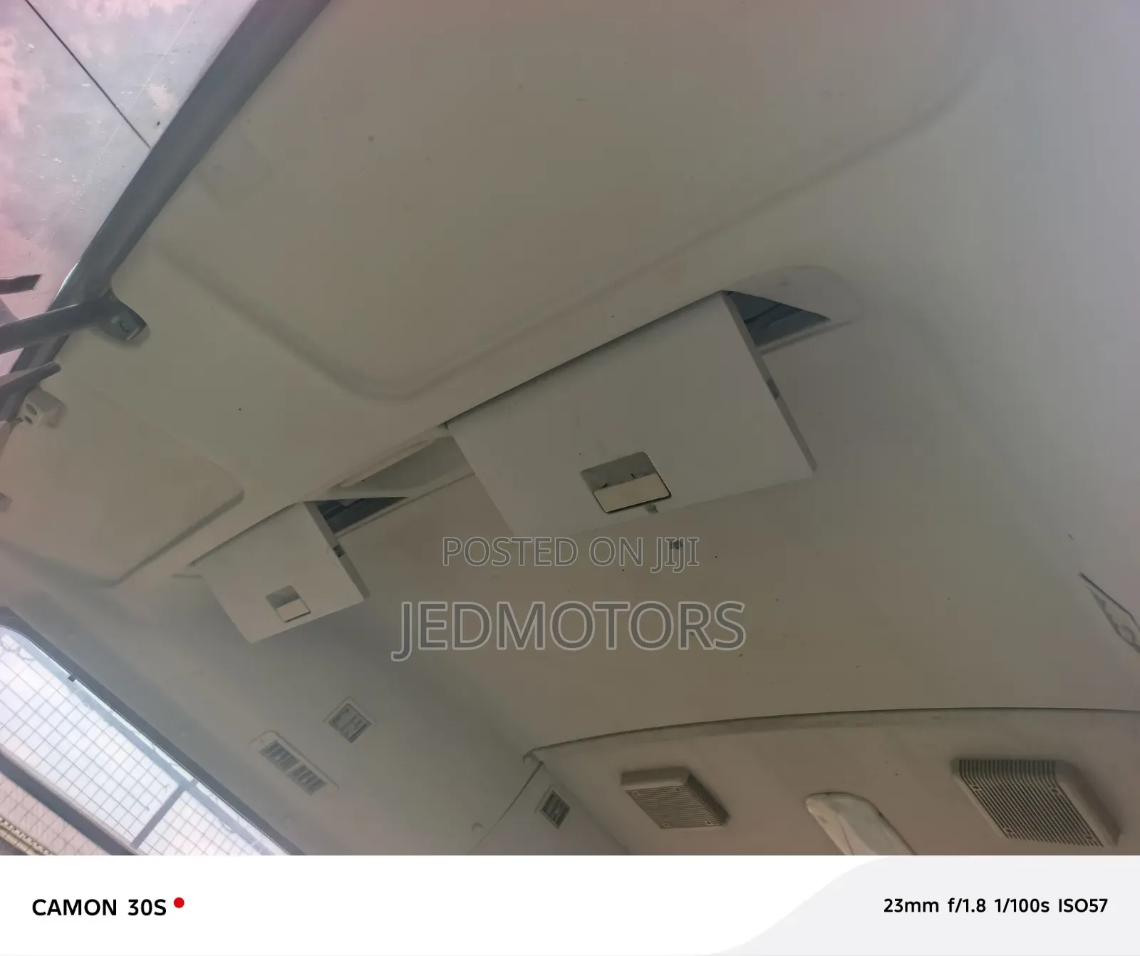 Mitsubishi Fuso Rosa 2006 White
