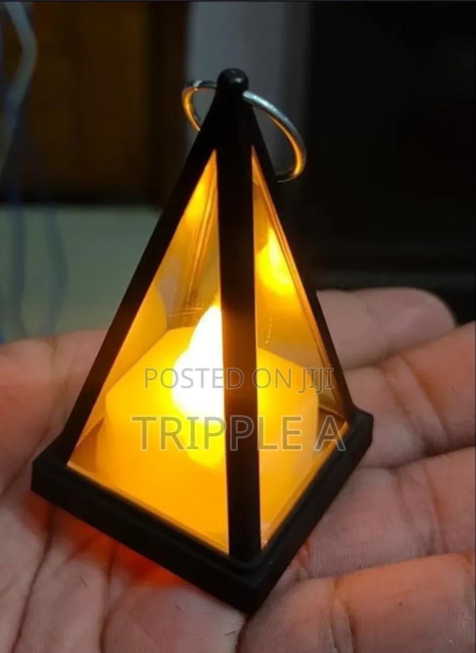 1pcs Led Triangular Wind Light Decoration Lamp