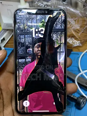 Samsung and iPhone Professional Repairs, Diagnostics,Replacements