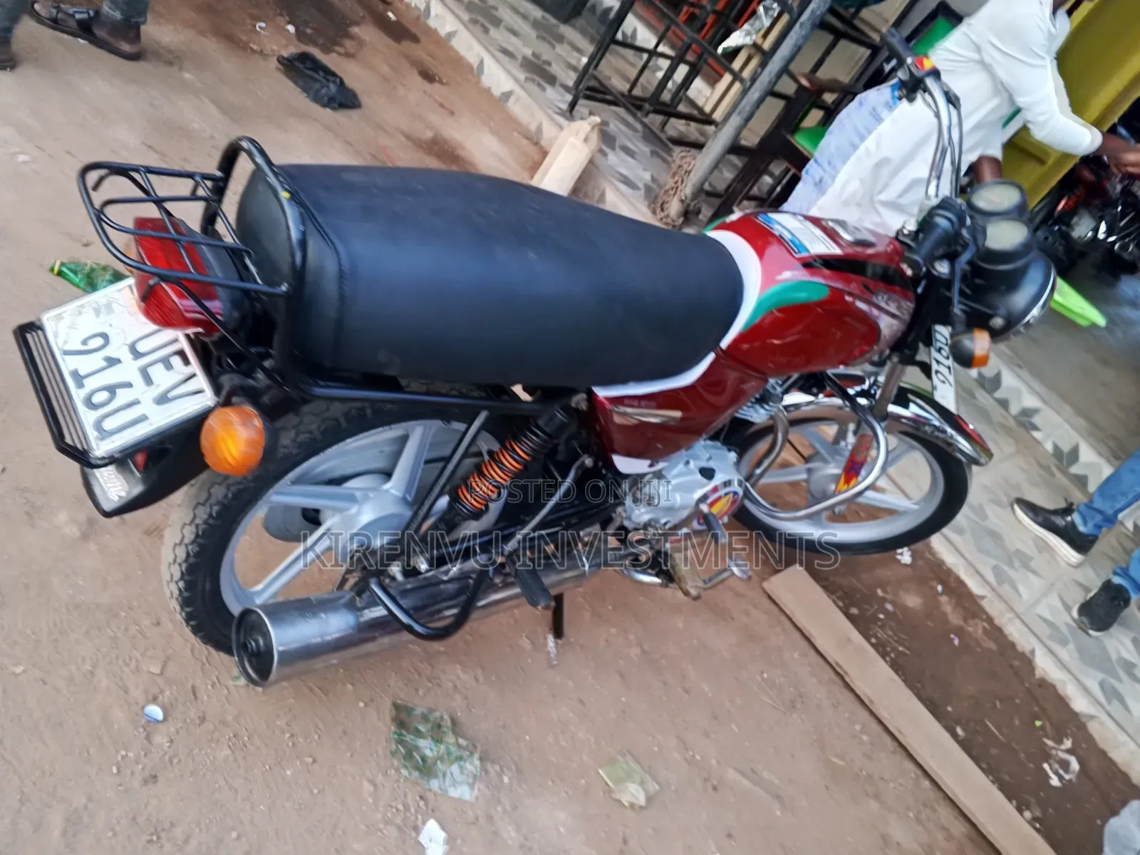 Bajaj Boxer 100 2016 Red