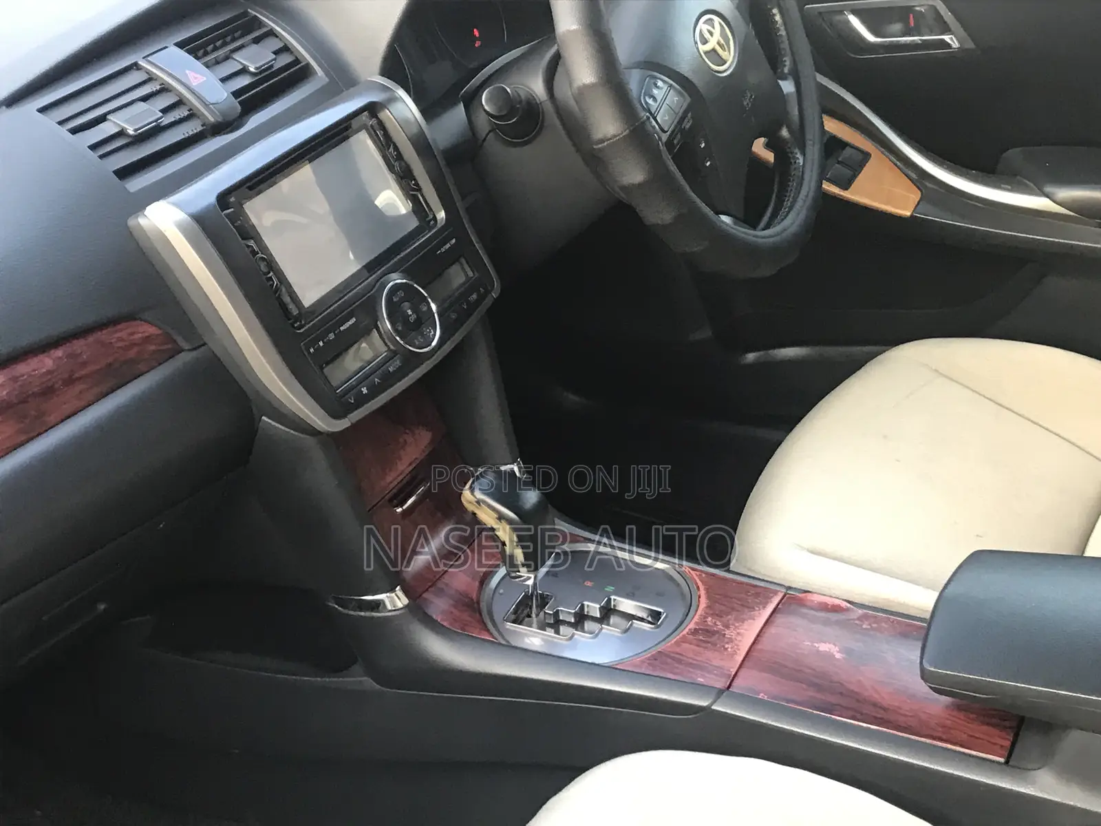 Toyota Premio 2009 White