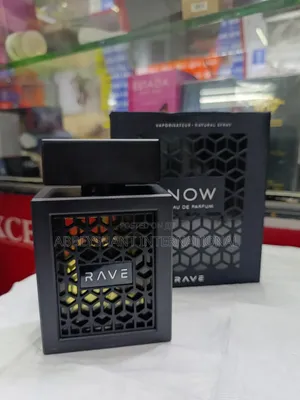 Perfume Lattafa Rave Now Eau De Parfum.