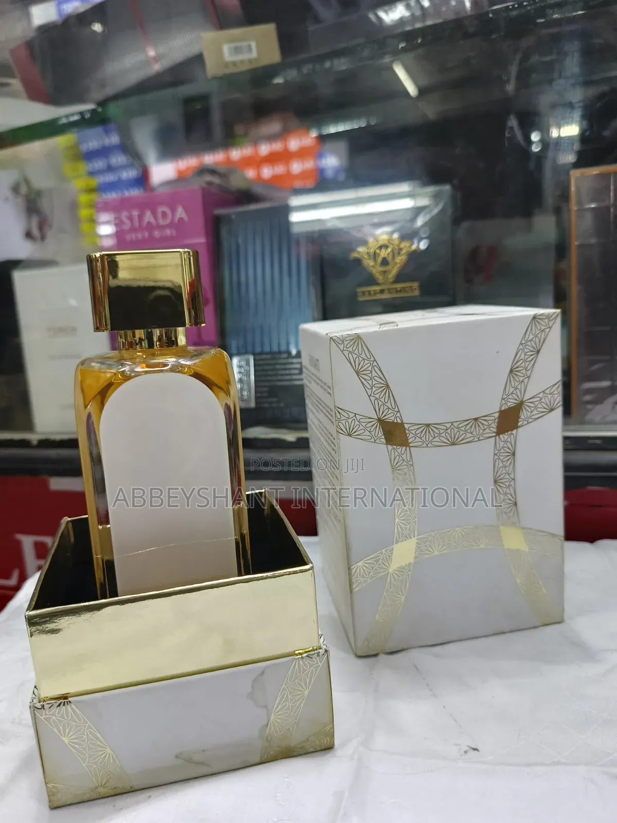 Lattafa Hayaati Gold Elixir Perfume
