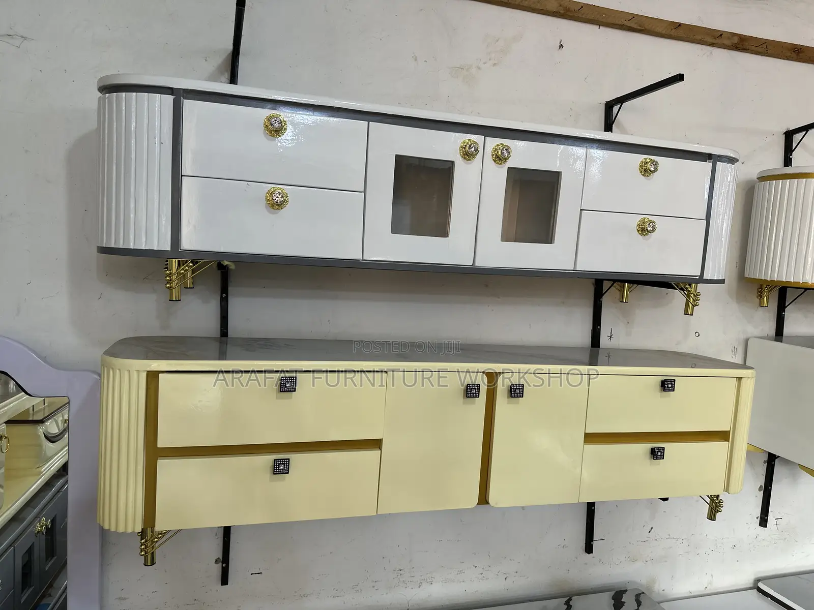 Elegant Tv Stand