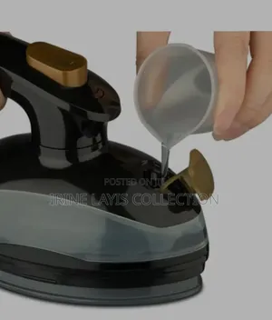 Raf Brand Portable Handheld Steam Ironing Machine.