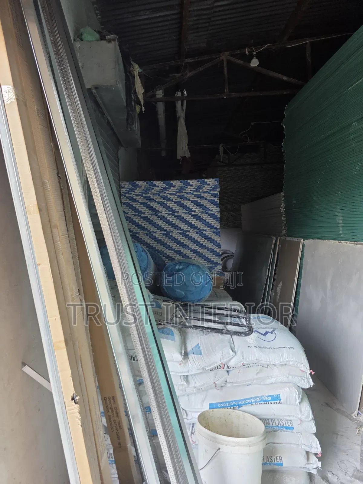 First Class Gypsum Materials Available 8021