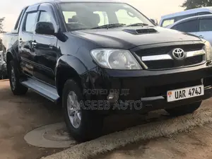 Toyota Hilux 2011 Black