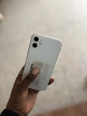 Apple iPhone 11 128 GB Silver