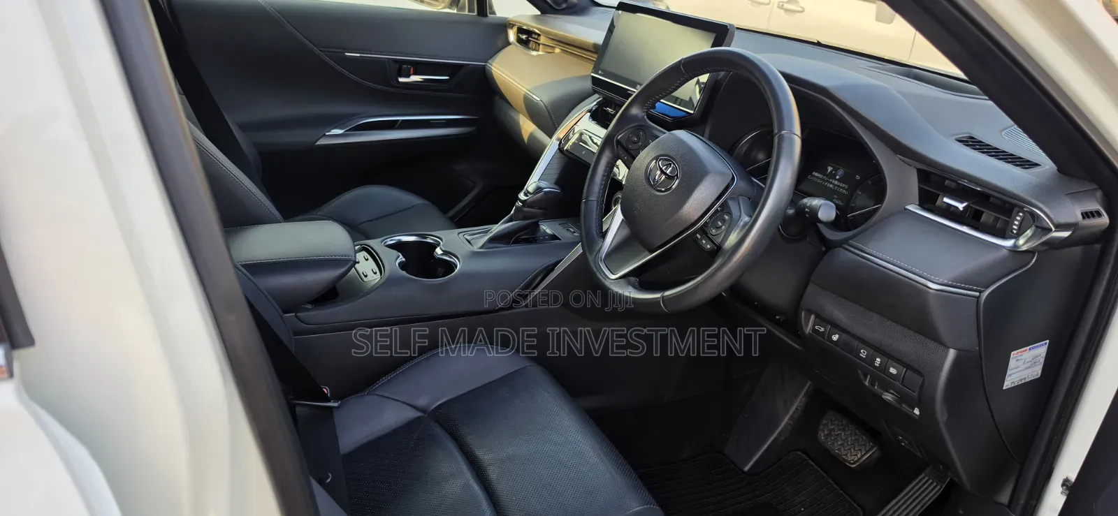 Toyota Harrier 2022 White