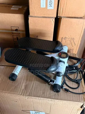 Black Mini Stepper Machine