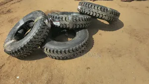 750r16 Onyx Tyres Mudgrip