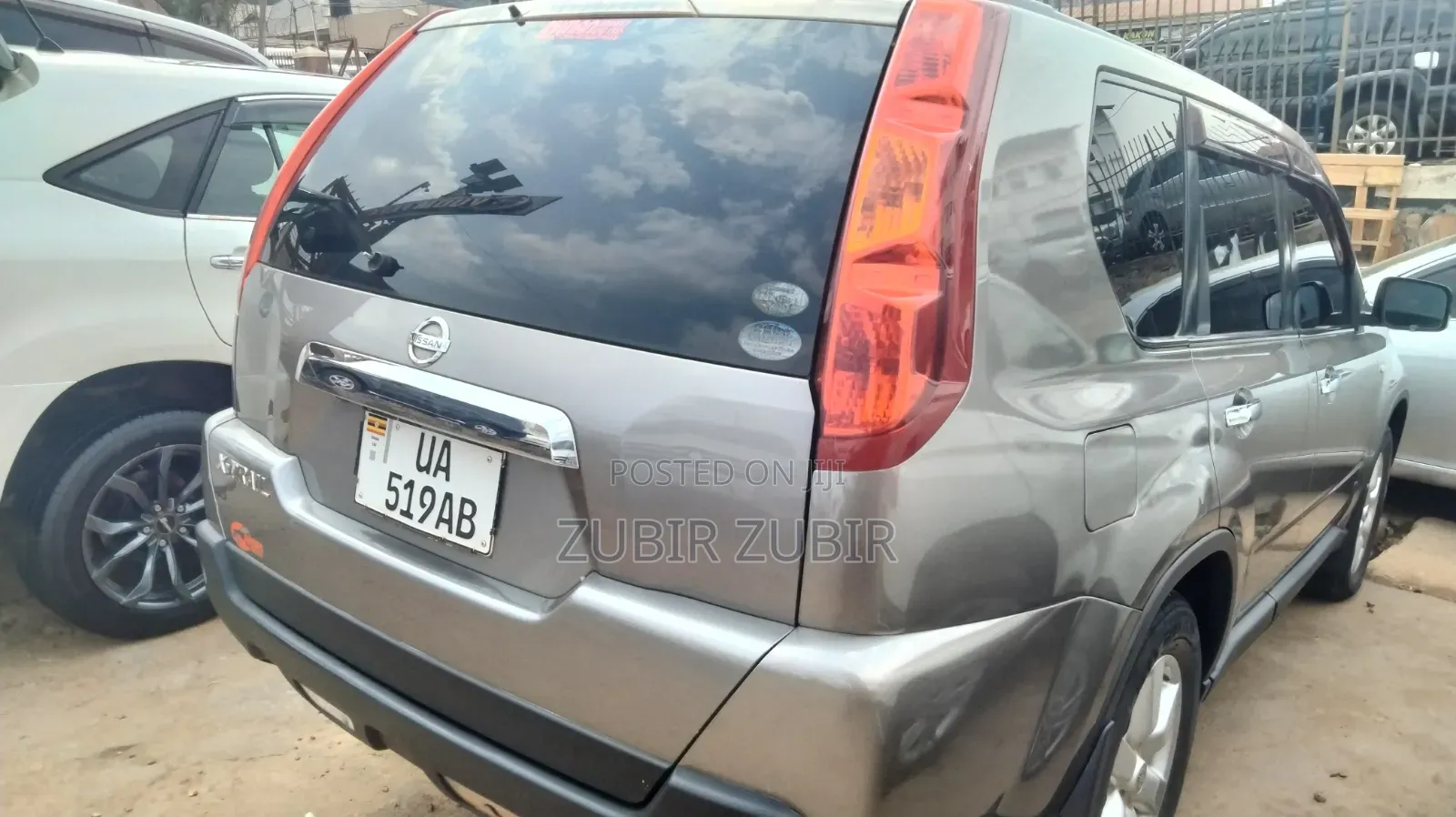 Nissan X-Trail 2011 Gray