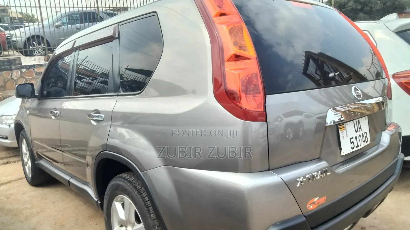 Nissan X-Trail 2011 Gray