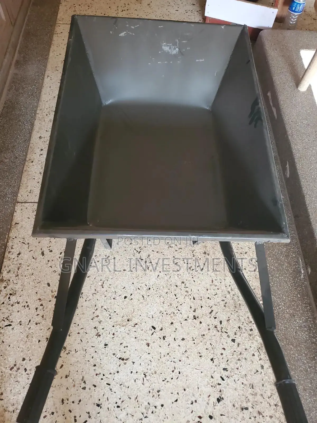 Heavy Duty Wheel Barrow