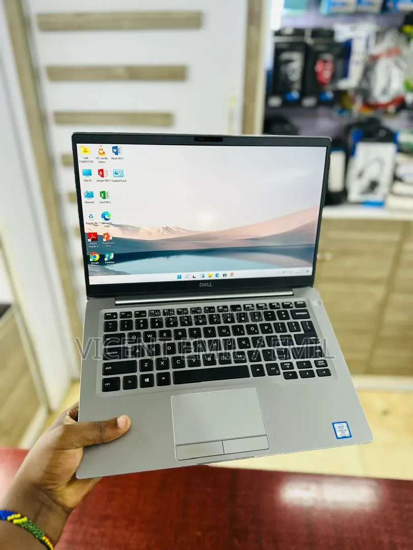 Laptop Dell Latitude 7400 8GB Intel Core i5 SSD 256GB