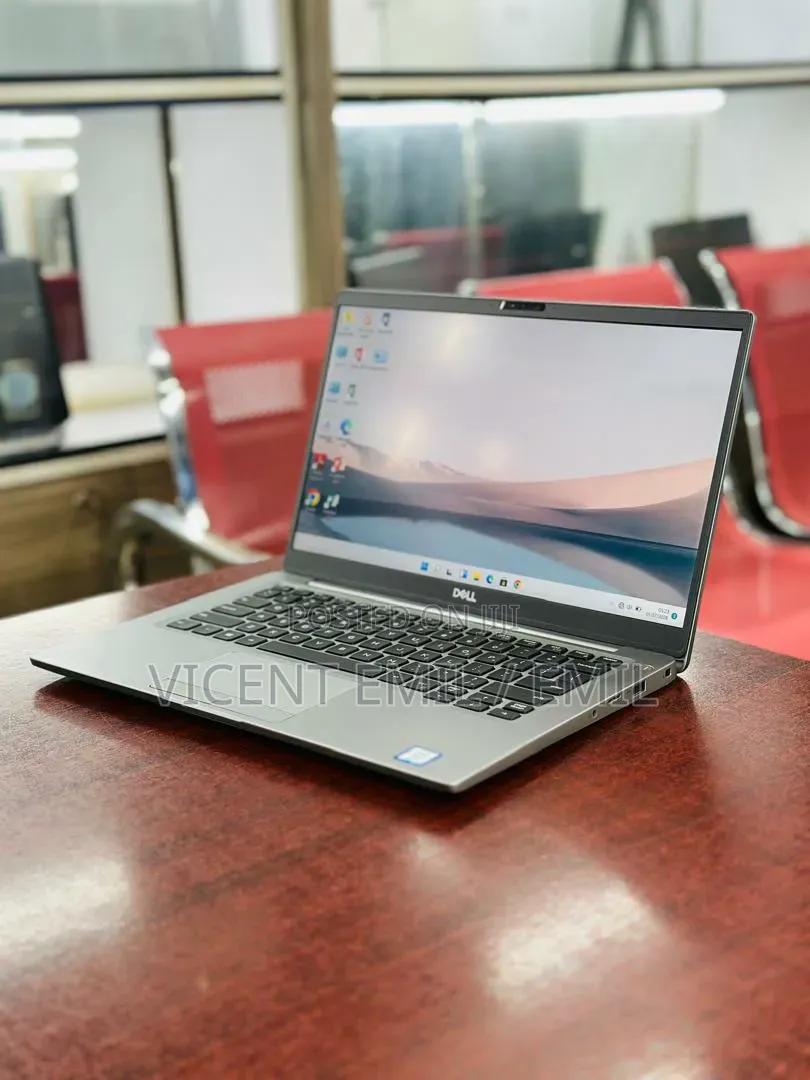Laptop Dell Latitude 7400 8GB Intel Core i5 SSD 256GB