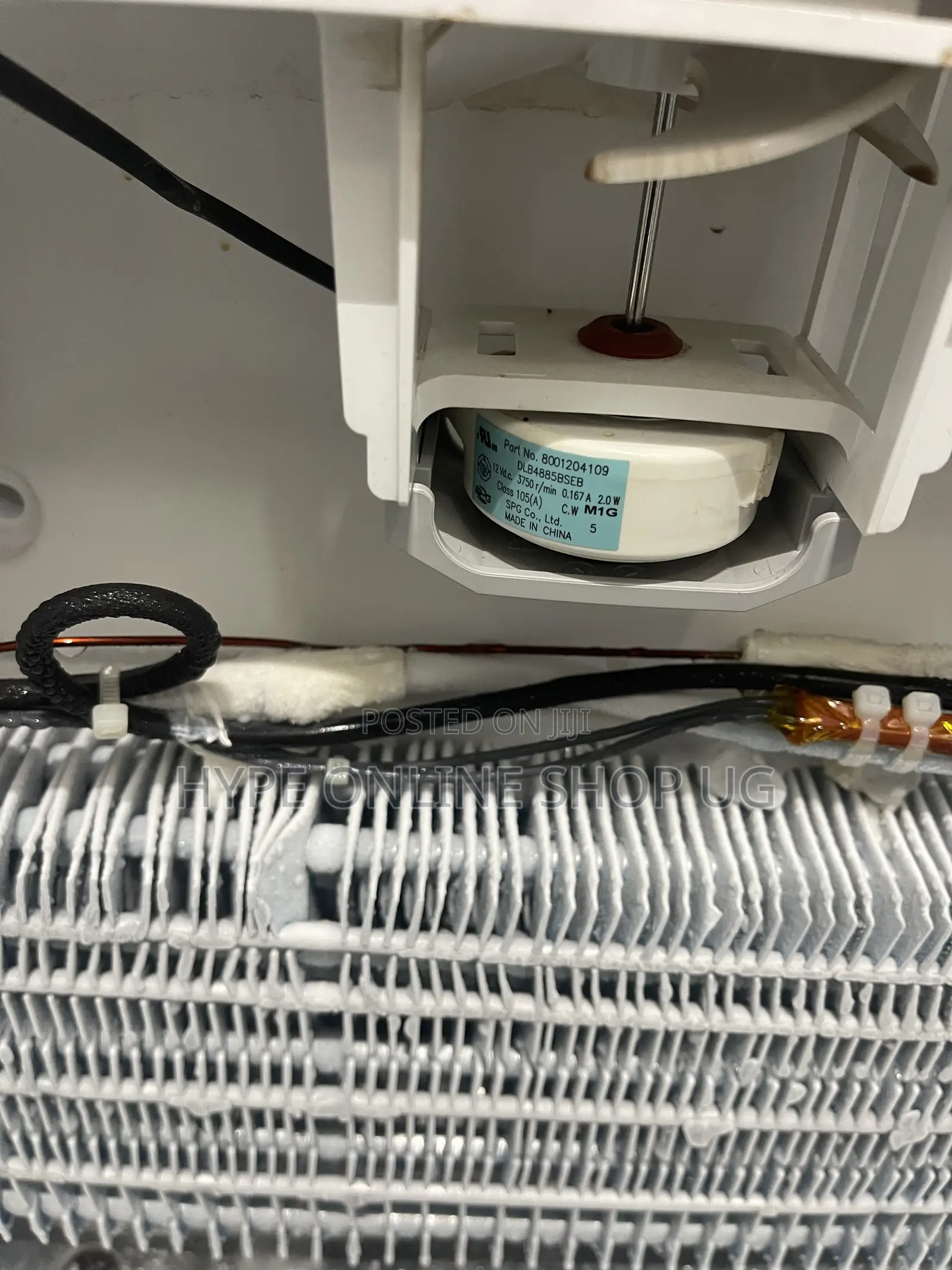 Fridge Full Gas Refilling and Other Services Technician