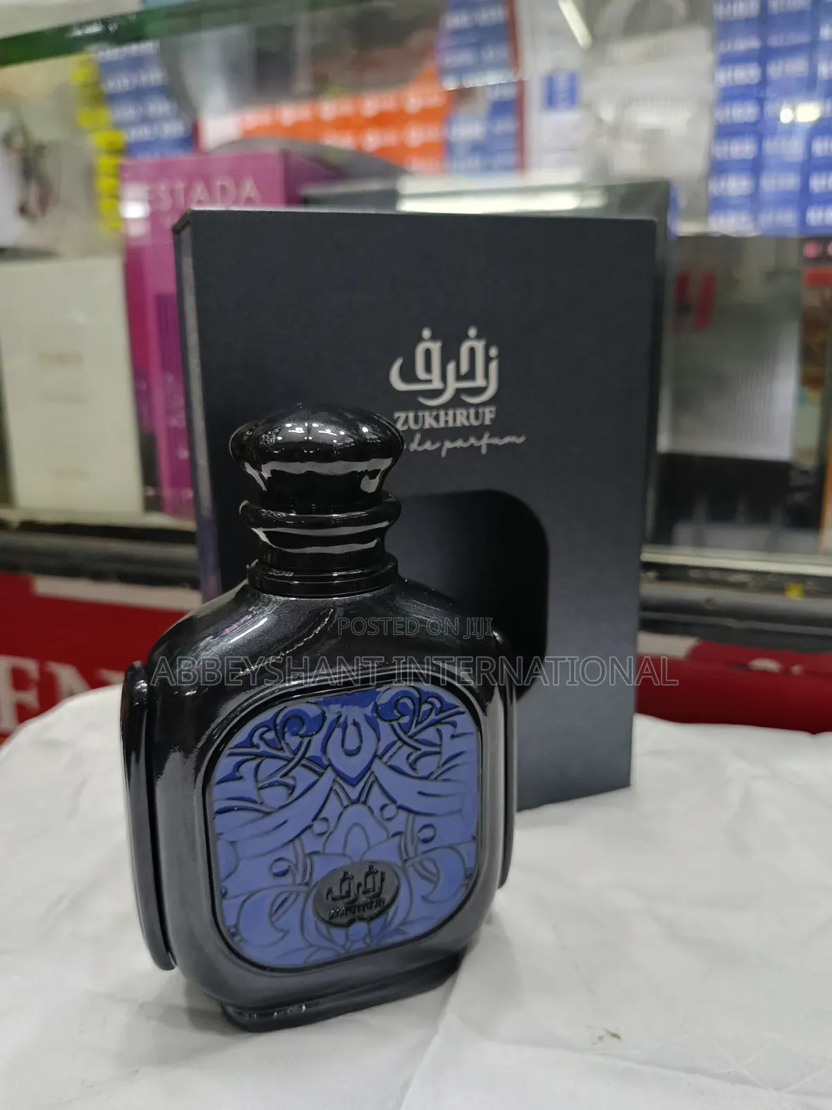 Zimaya Zukhruf Black Perfume
