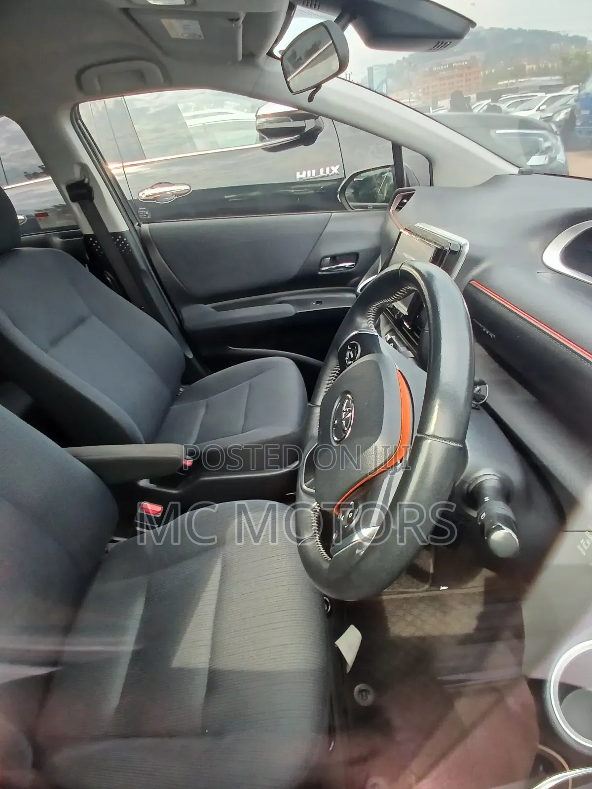 Toyota Sienta 2016 Black