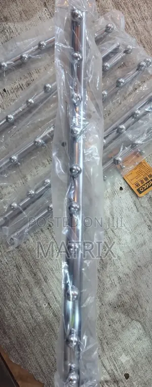 Wall Mounted Hanger Rod With 10 Hooks.