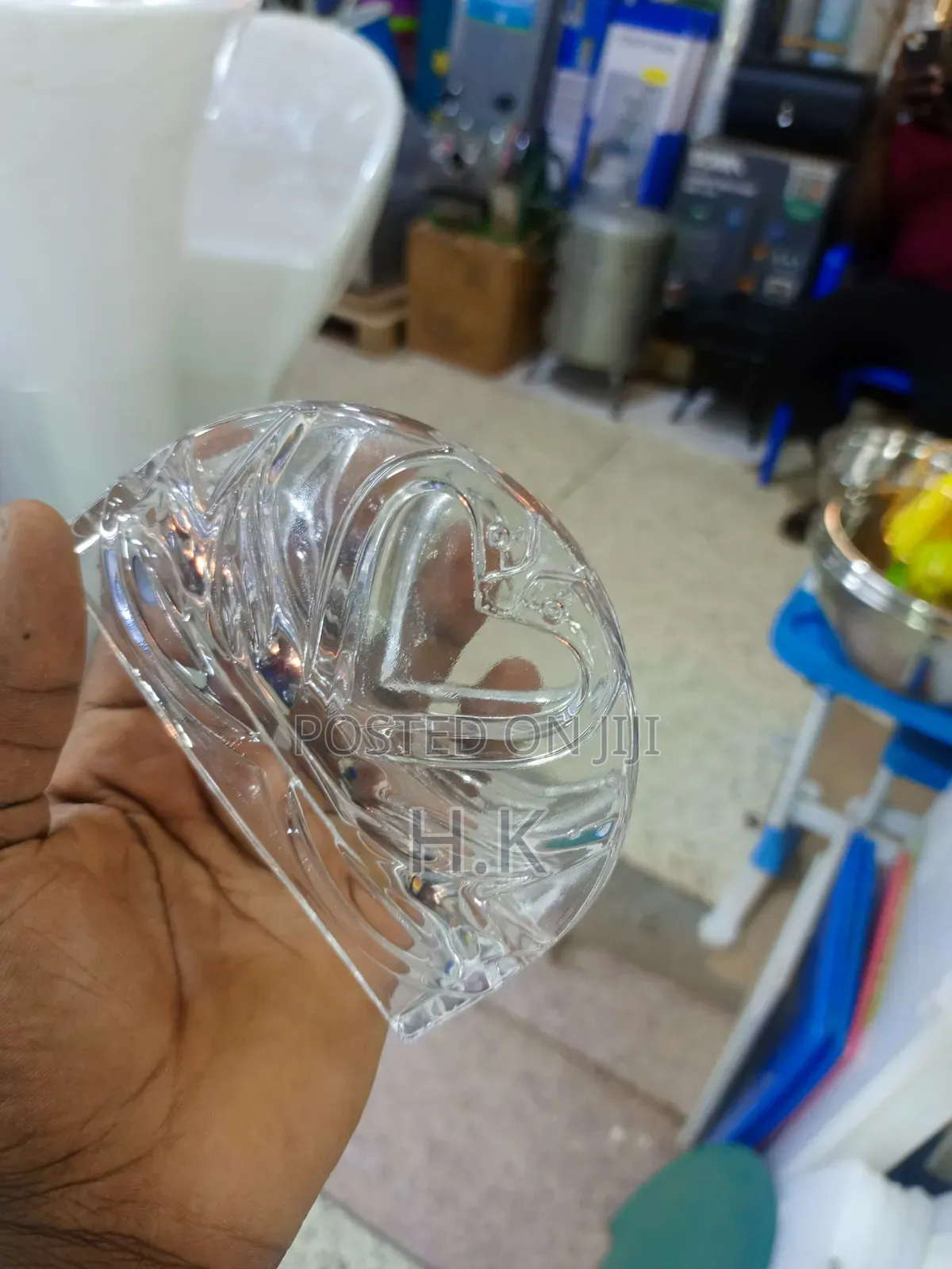 Elegant Clear Glass Napkin Holder