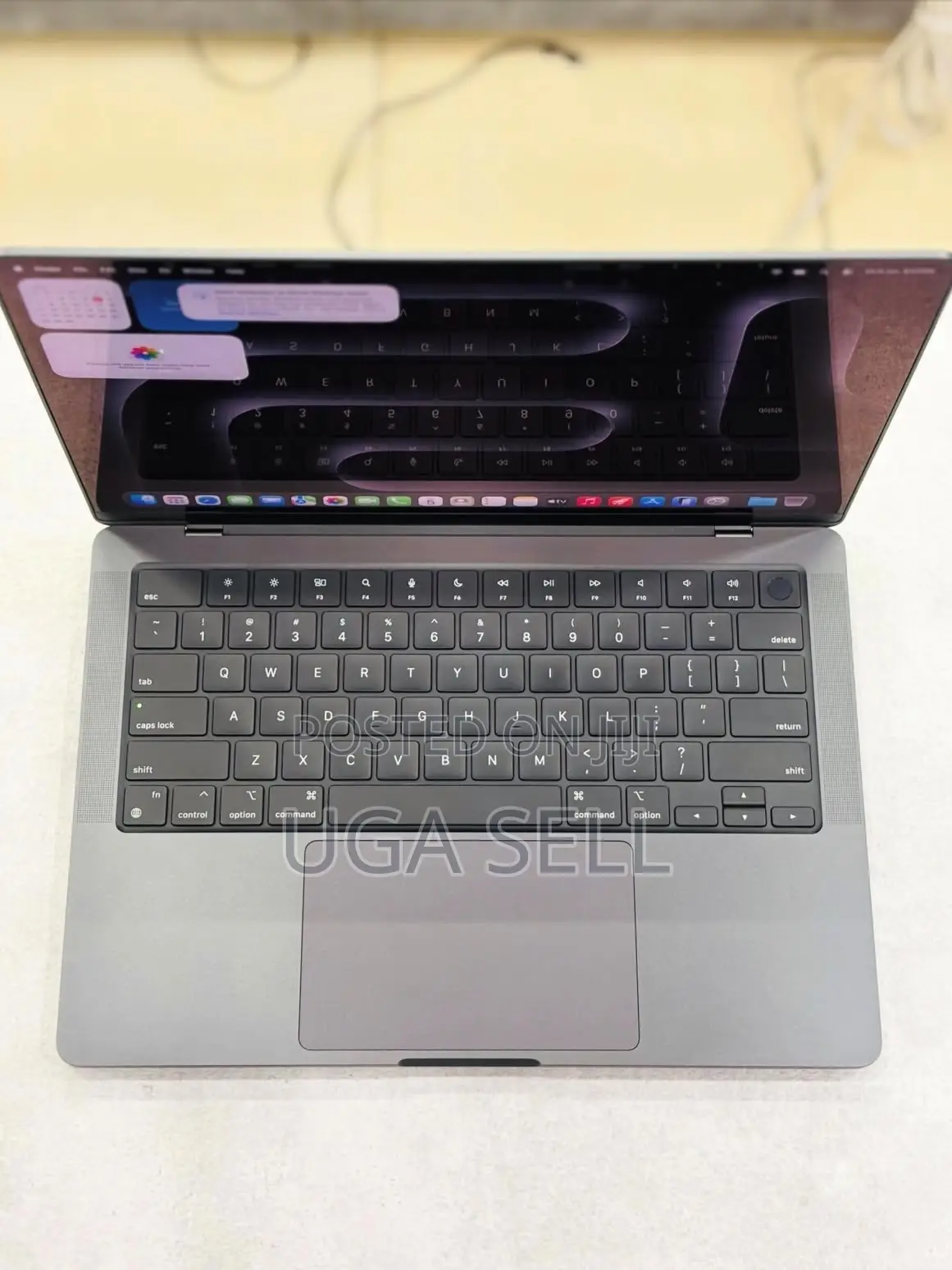 New Laptop Apple MacBook Pro 2024 M4 Pro 24GB Apple M4 Pro SSD 512GB