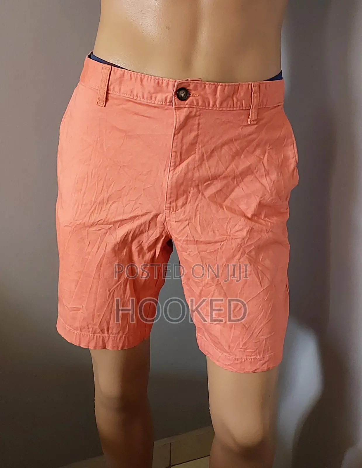 Elegant Khaki Short That Are Unisex