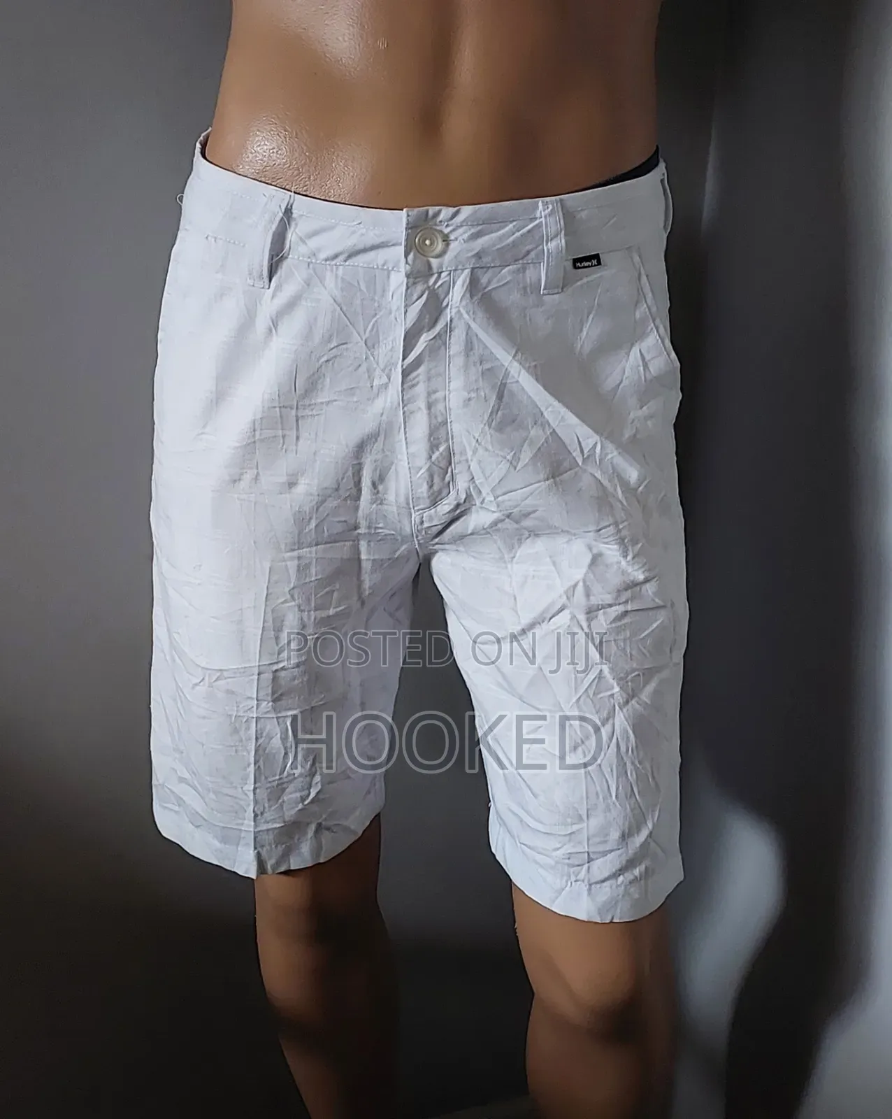 Elegant Khaki Short That Are Unisex