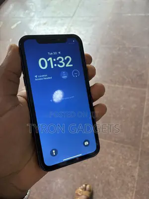 New Apple iPhone XR 64 GB Blue
