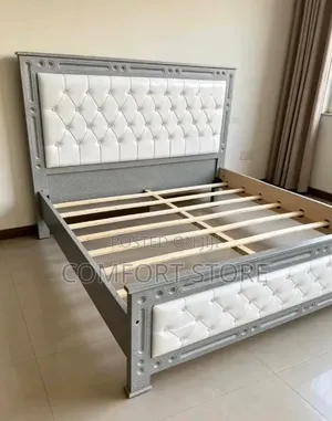 5*6 Wooden Frame Bed With Cushion in White