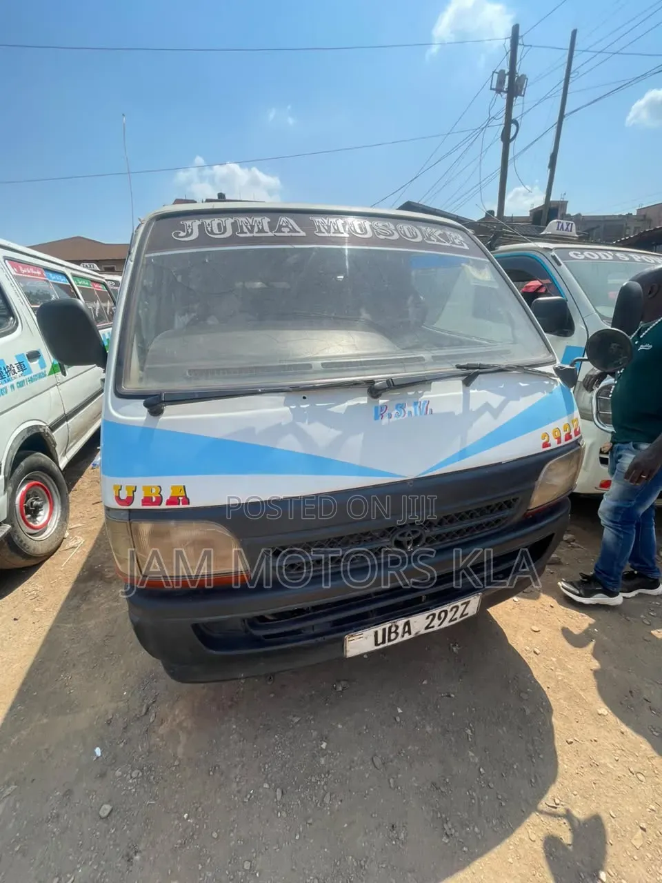 Toyota HiAce 2002 White